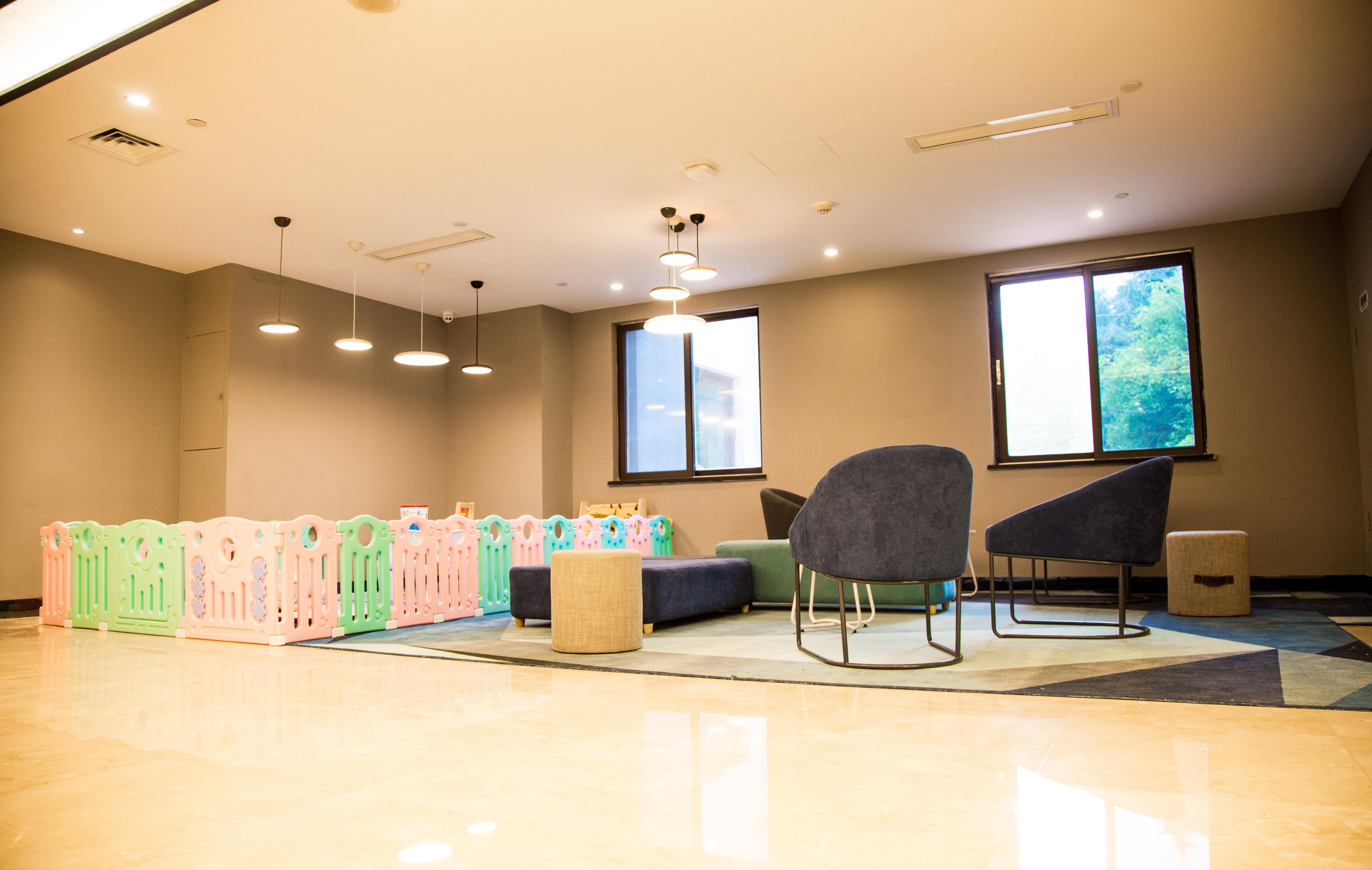 Holiday Inn Express Nanjing Xuanwu Lake By Ihg מראה חיצוני תמונה