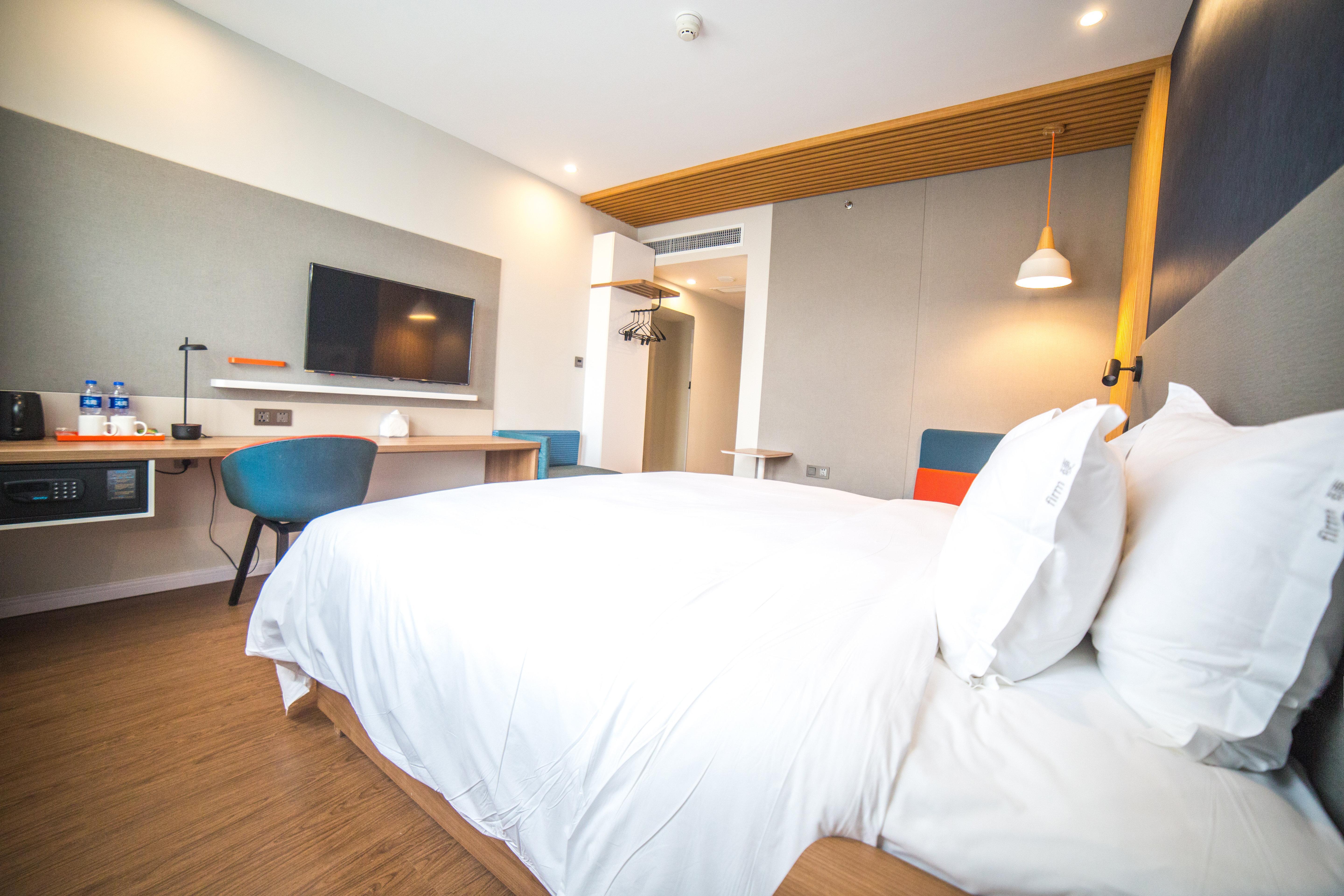 Holiday Inn Express Nanjing Xuanwu Lake By Ihg מראה חיצוני תמונה