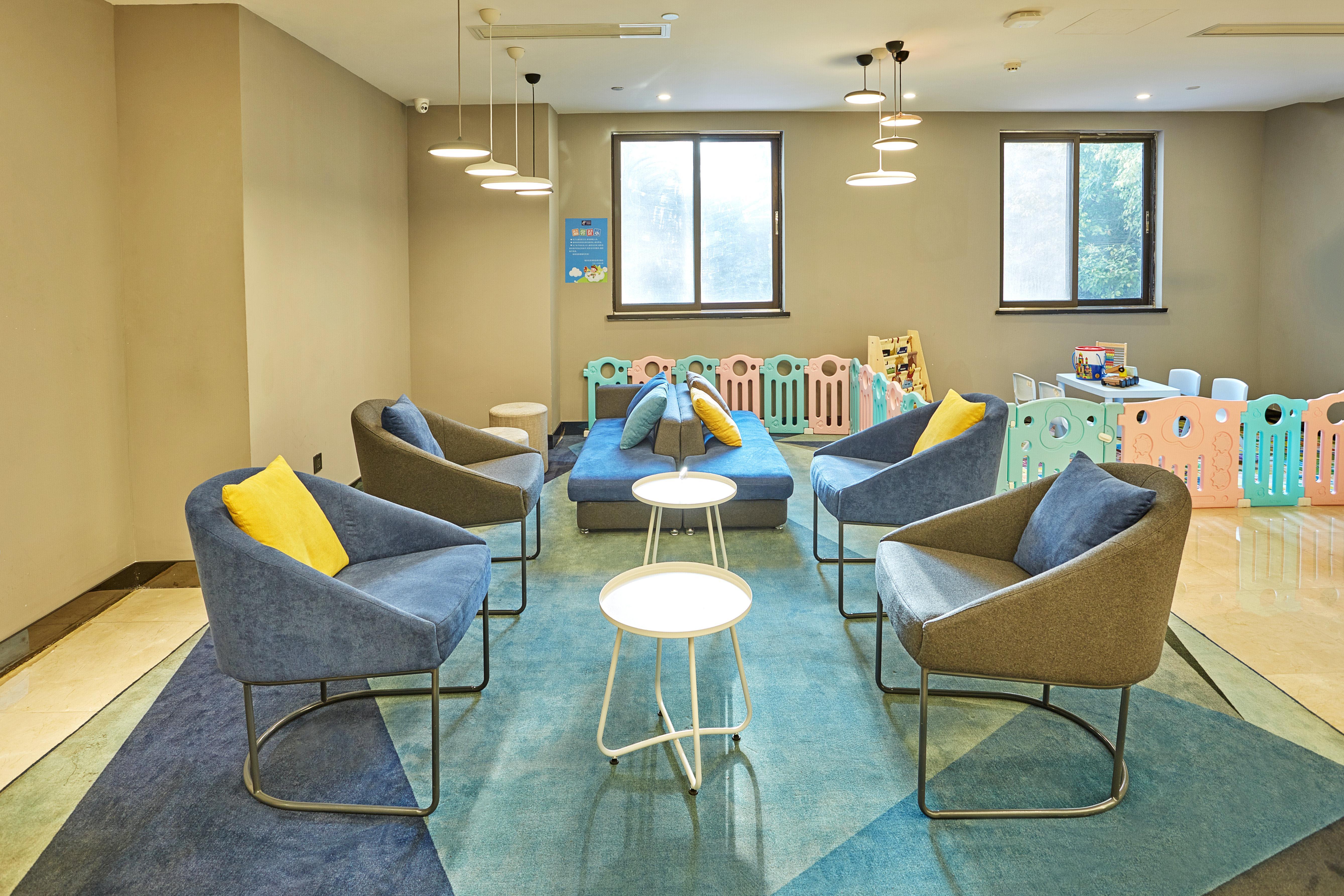 Holiday Inn Express Nanjing Xuanwu Lake By Ihg מראה חיצוני תמונה